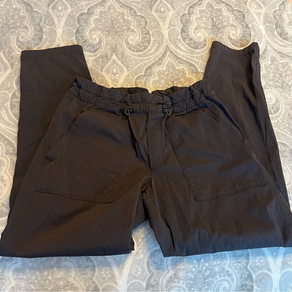 Athleta Trekkie joggers with drawstring